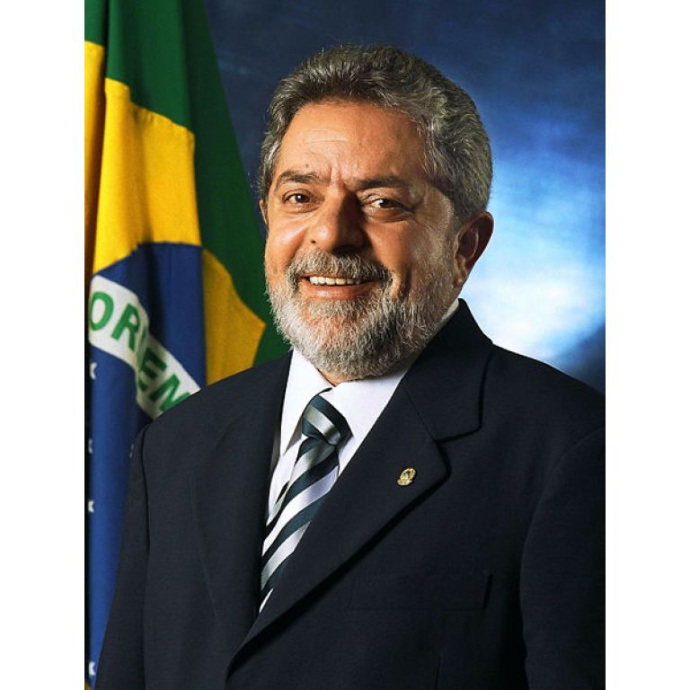 Avanza el plan de Lula da Silva para llevar Internet a todo Brasil.