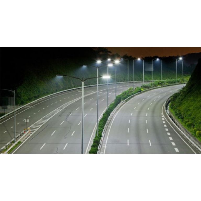 China ilumina sus rutas con lmparas LED