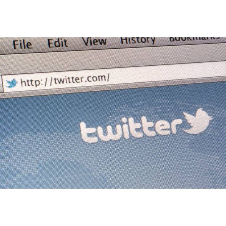 Cuentas falsas de Twitter revela el mercado informal