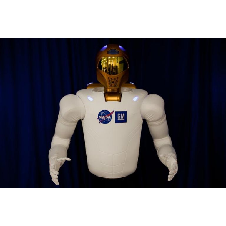 Robonaut, el robot de NASA tendr piernas