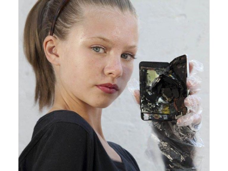 Piden explicaciones a Apple por las explosiones de un iPhone y un iPod.